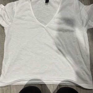 SHEIN Women's White V-Neck Short Sleeve Tee